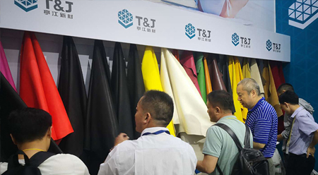 亭江新材參加第二十九屆廣州國際鞋類、皮革及工業(yè)設(shè)備展覽會